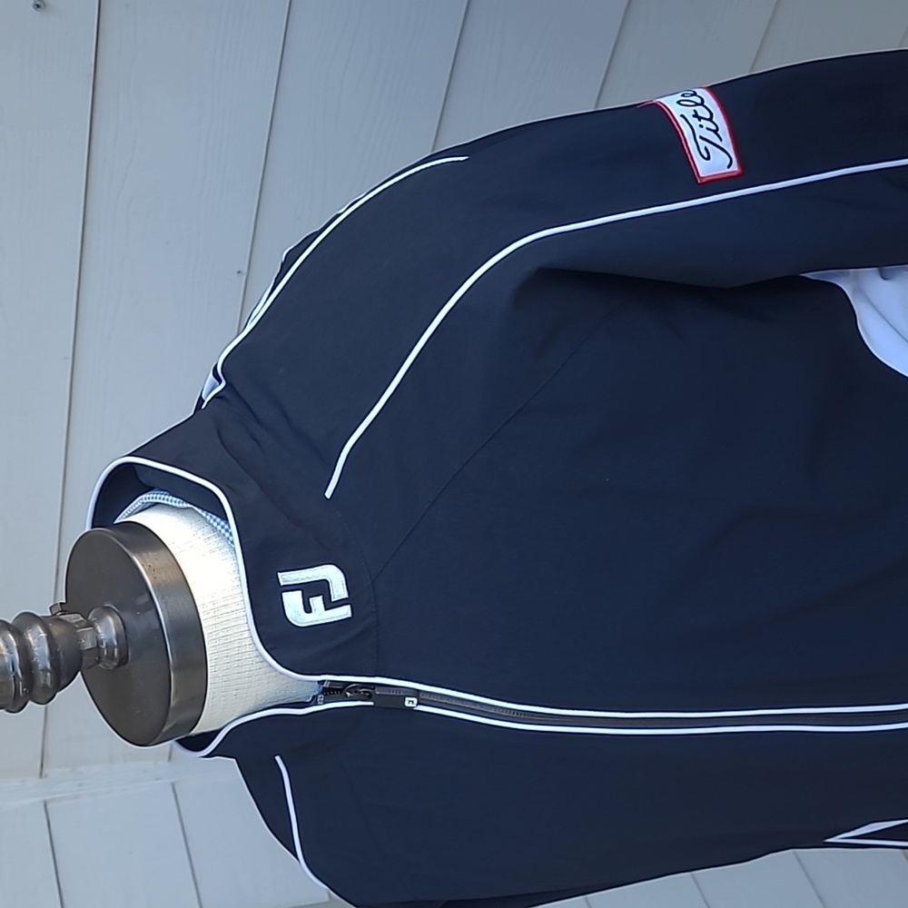 FOOTJOY x Titleist Black Tour Collection Golf‎ Sz M Full Zip Windbreaker Jacket - Picture 2 of 11